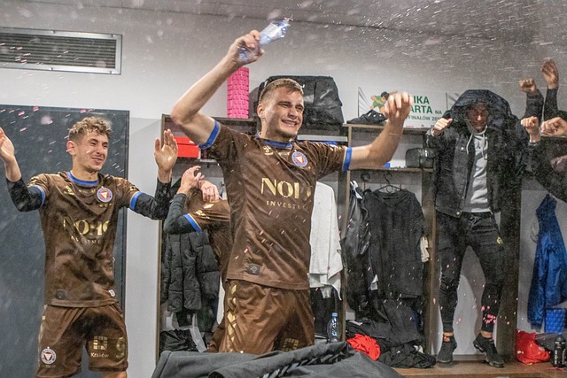 在这场尤为 在这场尤为